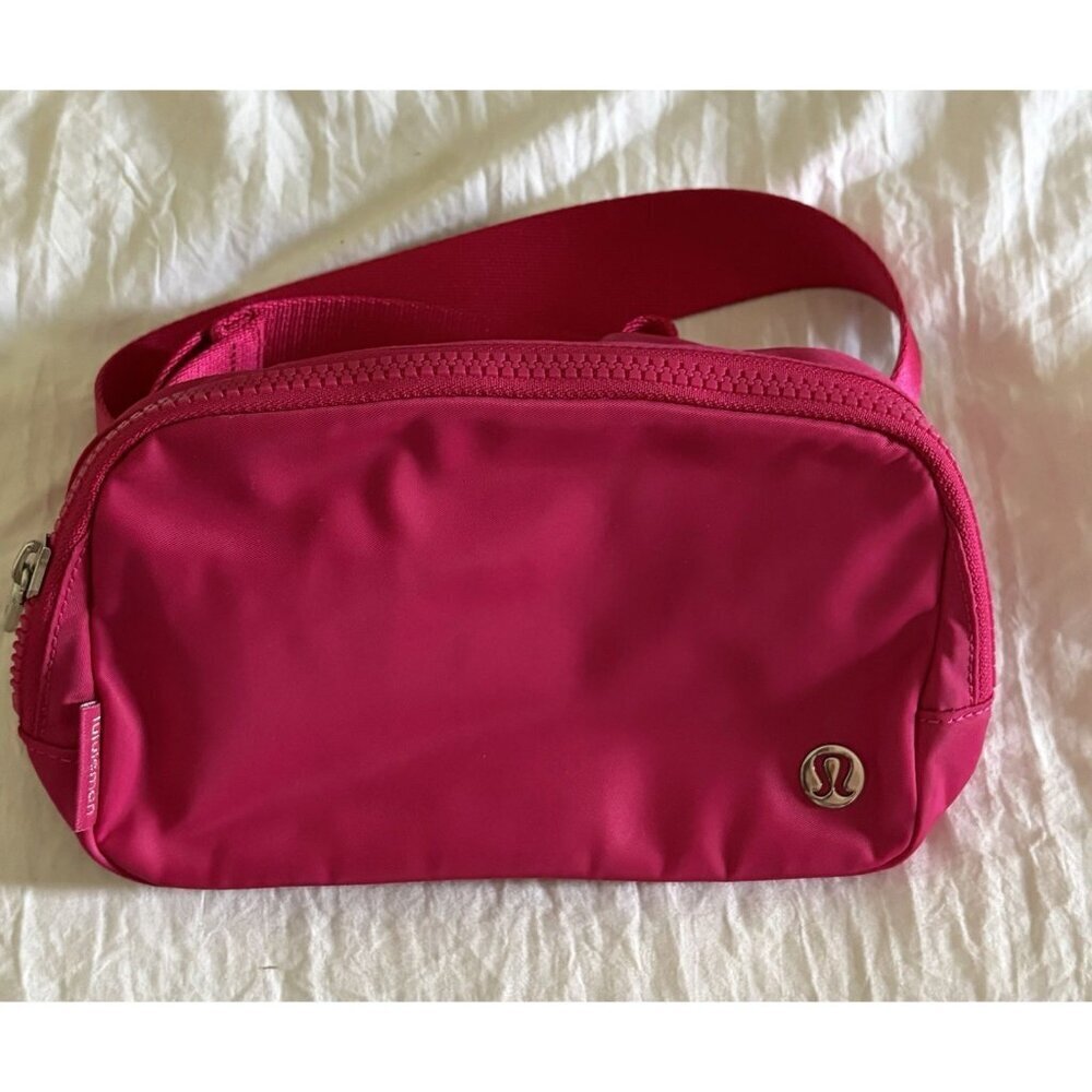 Lululemon Hot Pink Everywhere Adjustable Belt Bag 1L